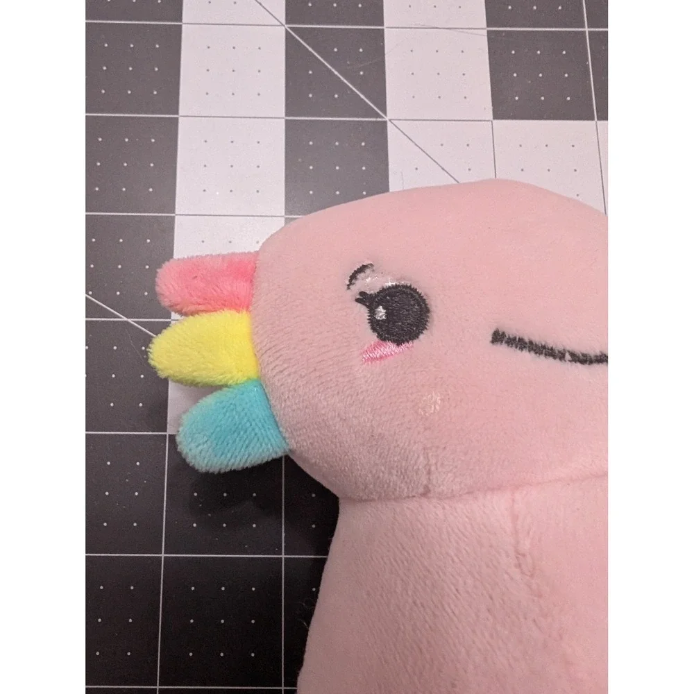 Axolotl hugger stuffed toy Top Trenz 6 inch love heart on tummy pink rainbow